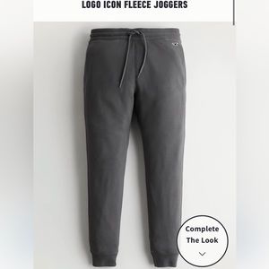 Hollister Skinny Joggers - BRAND NEW - Still in packaging